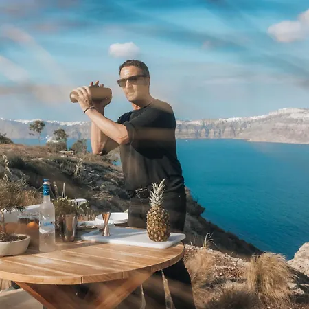 Divino Caldera فندق *